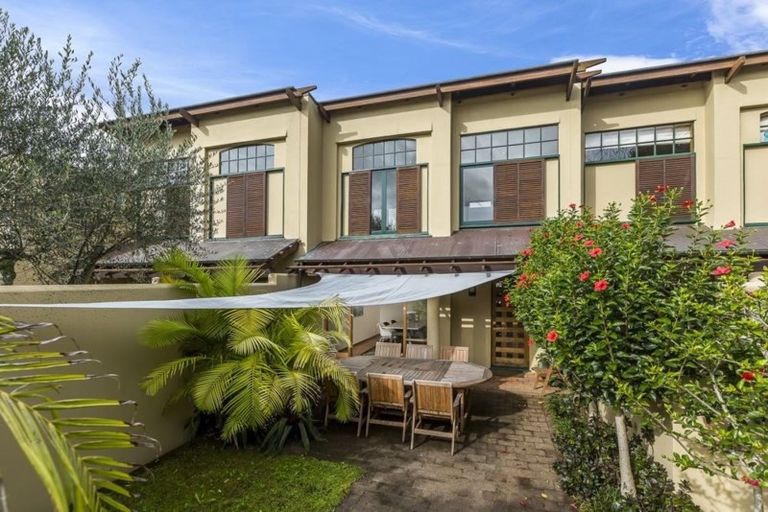 Photo of property in 3/22 Killarney Street, Takapuna, Auckland, 0622