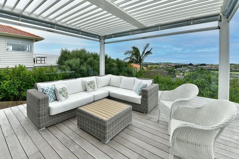 Photo of property in 1211 Whangaparaoa Road, Gulf Harbour, Whangaparaoa, 0930