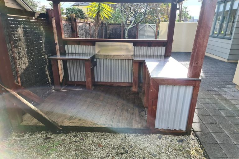 Photo of property in 5 Haven Drive, East Tamaki, Auckland, 2013