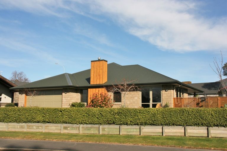 Photo of property in 3 Saint James Place, Fairfield, Dunedin, 9018