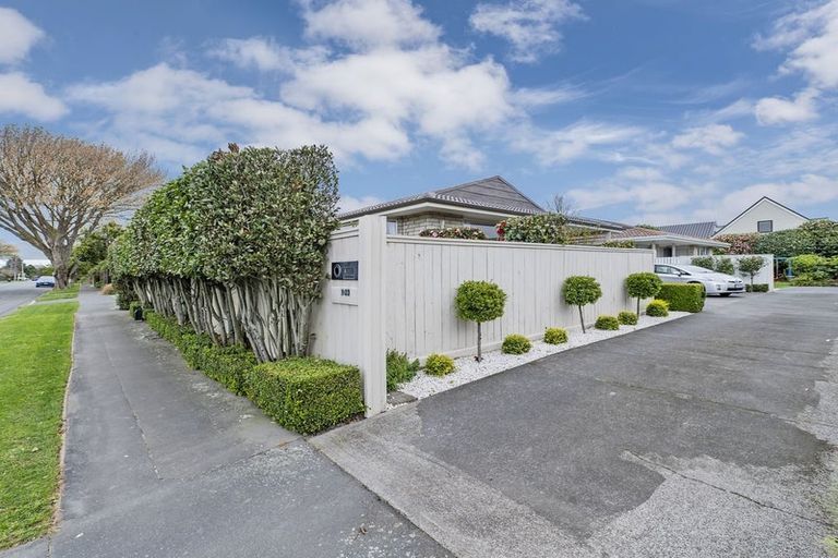 Photo of property in 1/23 Withells Road, Avonhead, Christchurch, 8042