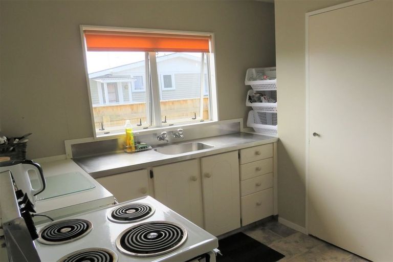 Photo of property in 18a Shortt Street, Foxton Beach, Foxton, 4815