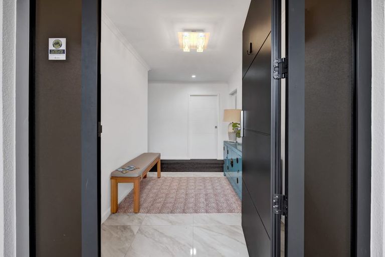 Photo of property in 91a Karina Road, Merrilands, New Plymouth, 4312