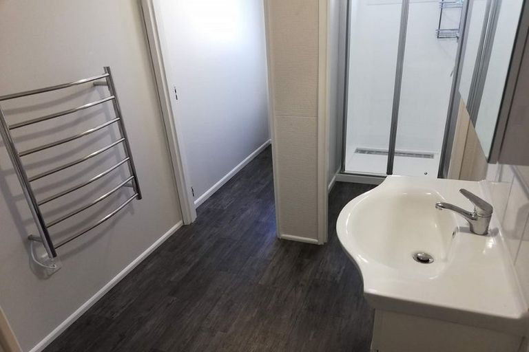 Photo of property in 2/29 Brockworth Place, Riccarton, Christchurch, 8011