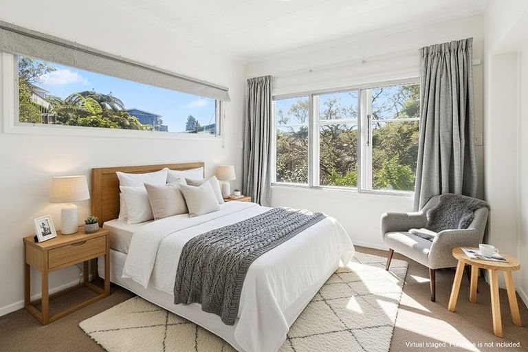 Photo of property in 169 Broderick Road, Johnsonville, Wellington, 6037