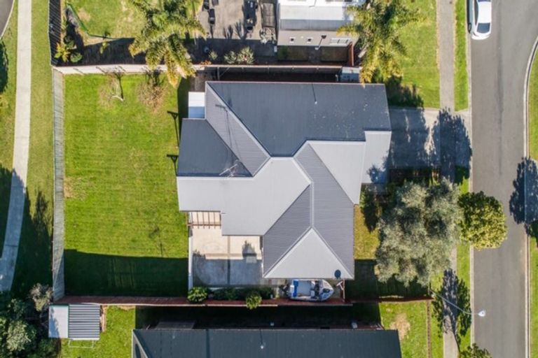 Photo of property in 17 Westview Place, Western Heights, Hamilton, 3200