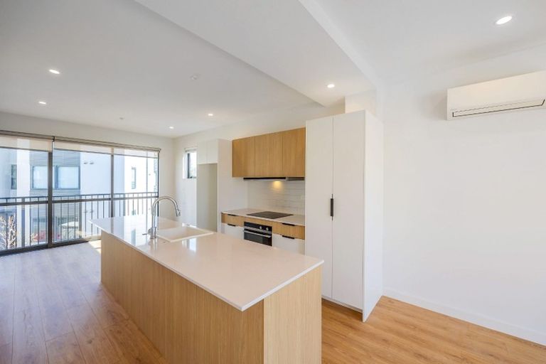 Photo of property in Verdant Lane, 22/269 Rosedale Road, Albany, Auckland, 0632