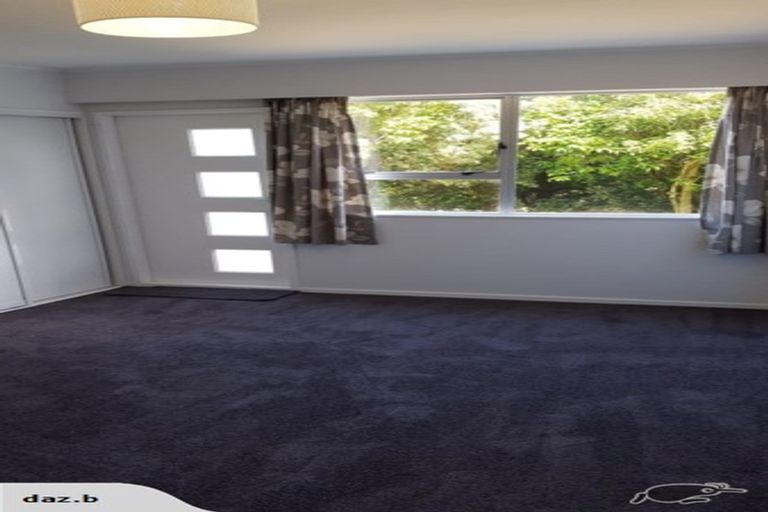 Photo of property in 5 Brydon Way, Paparangi, Wellington, 6037