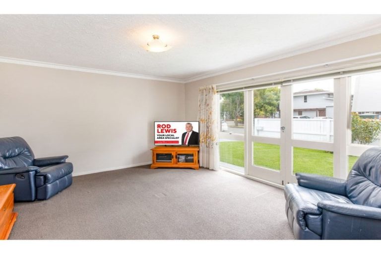 Photo of property in 23 Glenside Avenue, Ilam, Christchurch, 8041