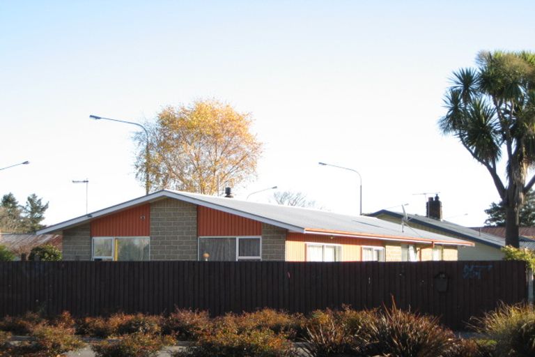 Photo of property in 191 Main North Road, Redwood, Christchurch, 8051