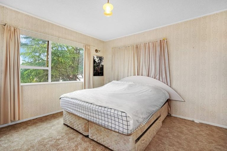 Photo of property in 16 Taitua Drive, Te Atatu South, Auckland, 0610