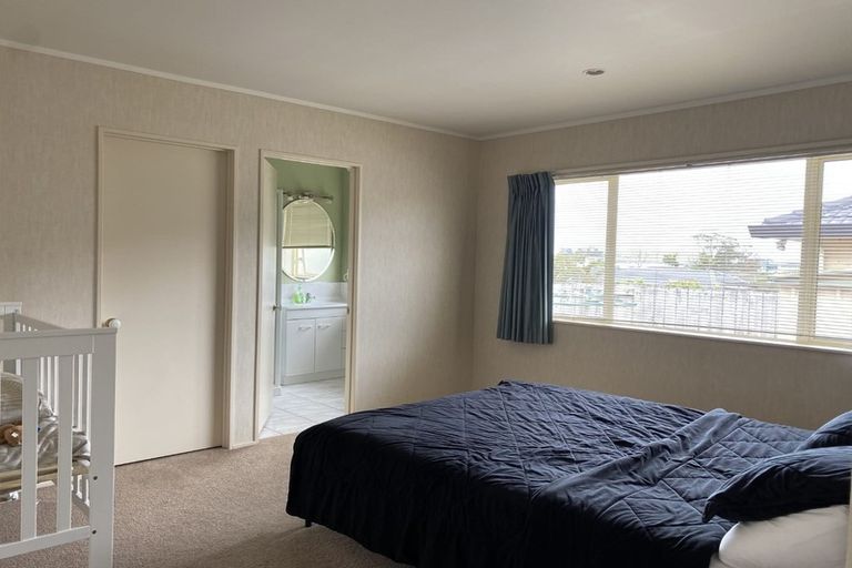 Photo of property in 1/4 Limerick Place, Dannemora, Auckland, 2016