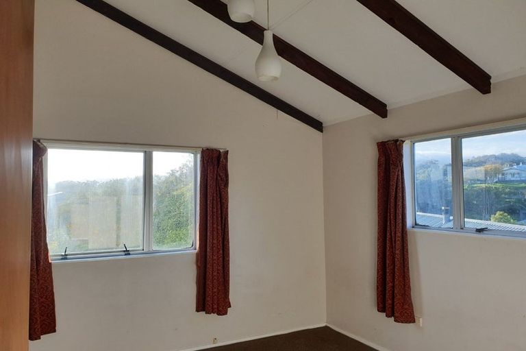 Photo of property in 37 Awatea Street, Ranui, Porirua, 5024