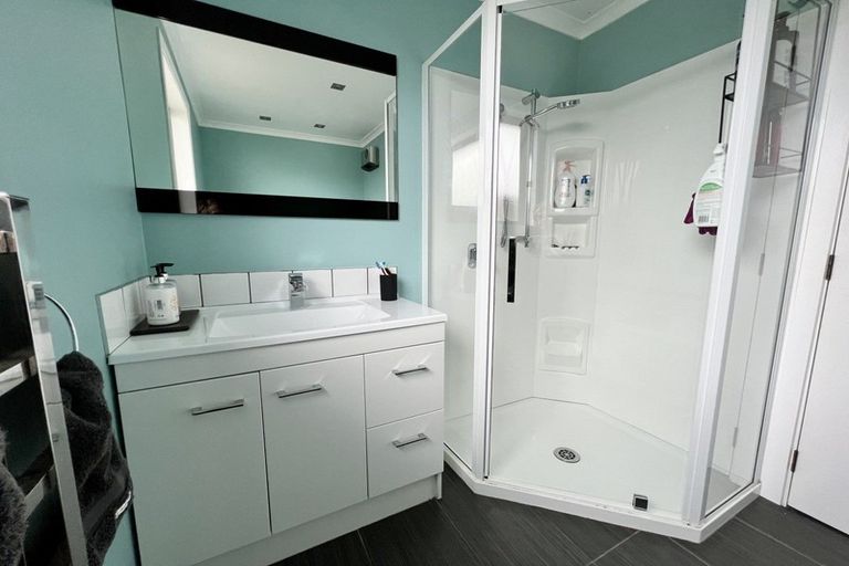 Photo of property in 35 John Street, Otatara, Invercargill, 9879