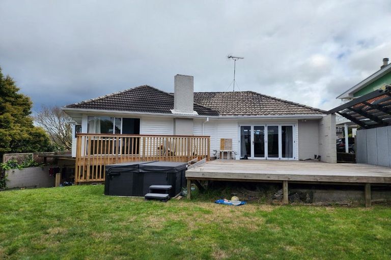 Photo of property in 45 Riverhills Avenue, Pakuranga Heights, Auckland, 2010
