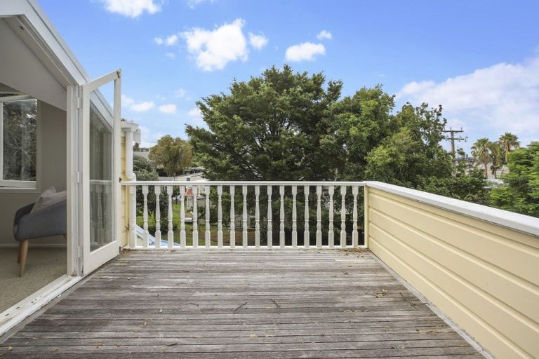 Photo of property in 60 Princes Street, Northcote Point, Auckland, 0627