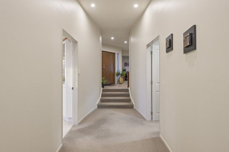 Photo of property in 29 Downing Place, Welcome Bay, Tauranga, 3112