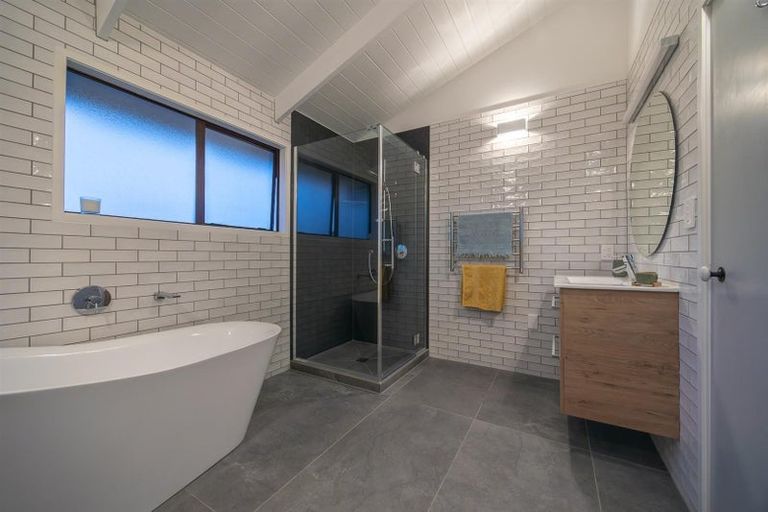Photo of property in 3 Muriwai Road, Waimauku, 0812