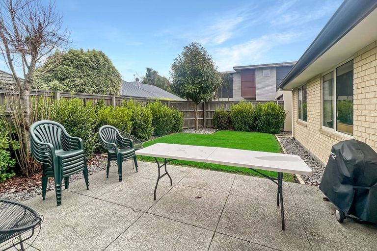 Photo of property in 9 Field Terrace, Upper Riccarton, Christchurch, 8041
