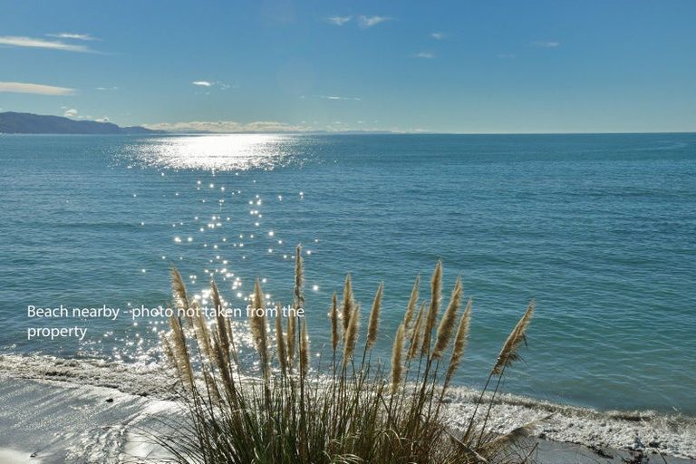 Photo of property in 3 Browns Rise, Mahia, 4198