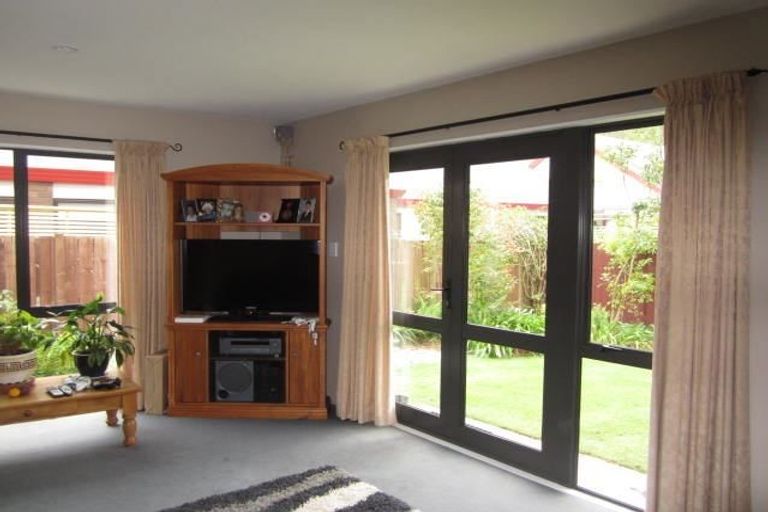 Photo of property in 72a Bowenvale Avenue, Cashmere, Christchurch, 8022