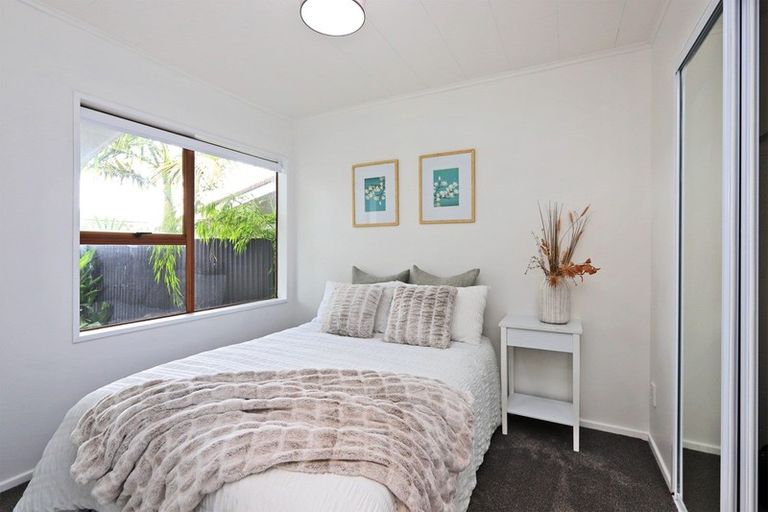 Photo of property in 27 York Avenue, Tamatea, Napier, 4112