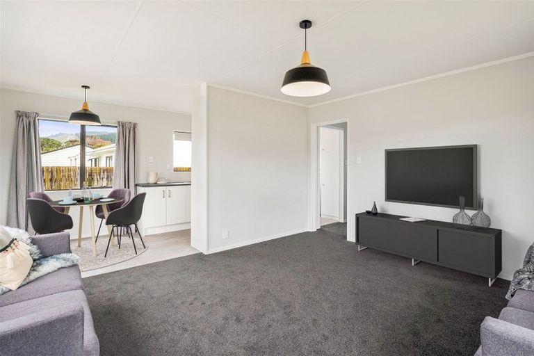 Photo of property in 8b Anikia Court, Paraparaumu, 5032