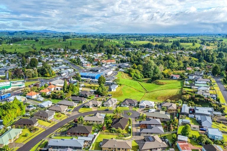 Photo of property in 19 Cambridge Street, Putaruru, 3411