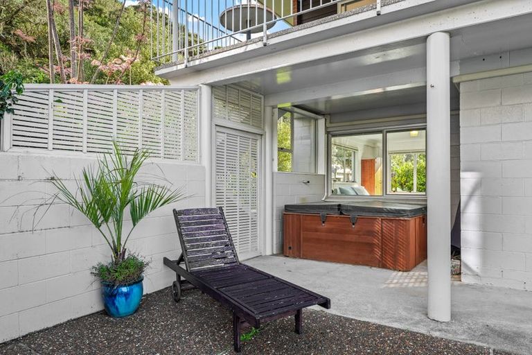 Photo of property in 17 Weranui Road, Waiwera, 0994