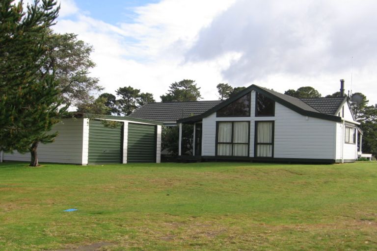 Photo of property in 18 Winderton Way, Pauanui, Hikuai, 3579