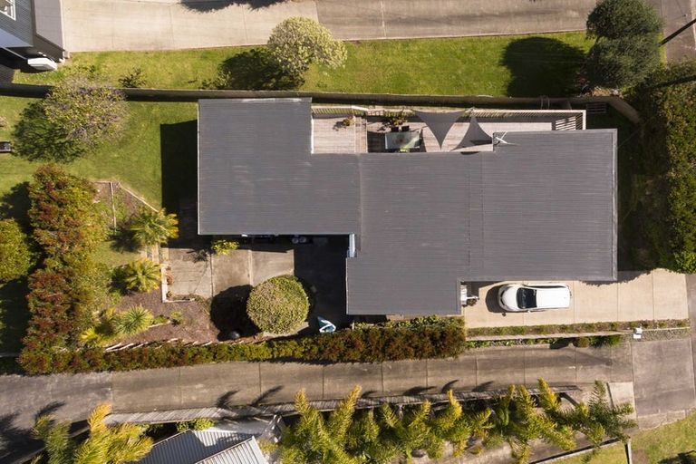 Photo of property in 13 Rimu Road, Stanmore Bay, Whangaparaoa, 0932