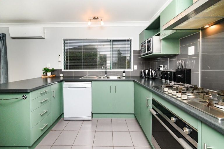 Photo of property in 113 Parnell Heights, Kelvin Grove, Palmerston North, 4414