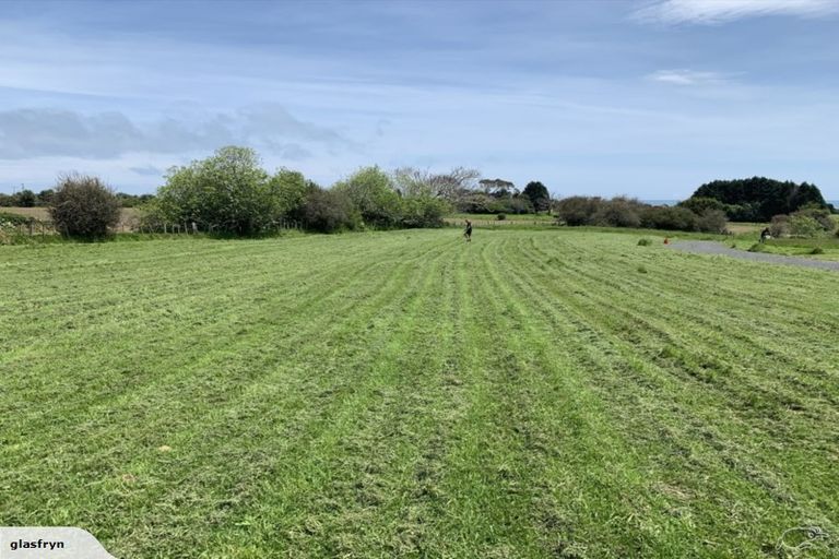 Photo of property in 17 Rawinia Place, Te Kaha, 3199