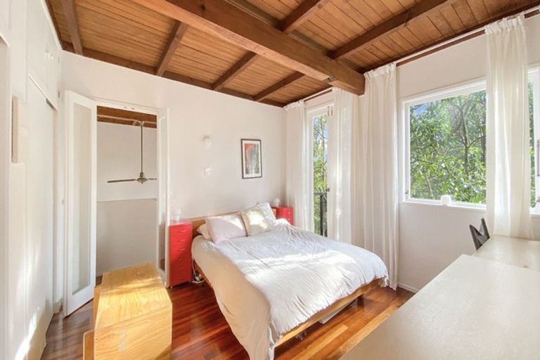 Photo of property in 221 Titirangi Road, Titirangi, Auckland, 0604