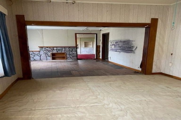 Photo of property in 125 Bridge Street, Eltham, 4322