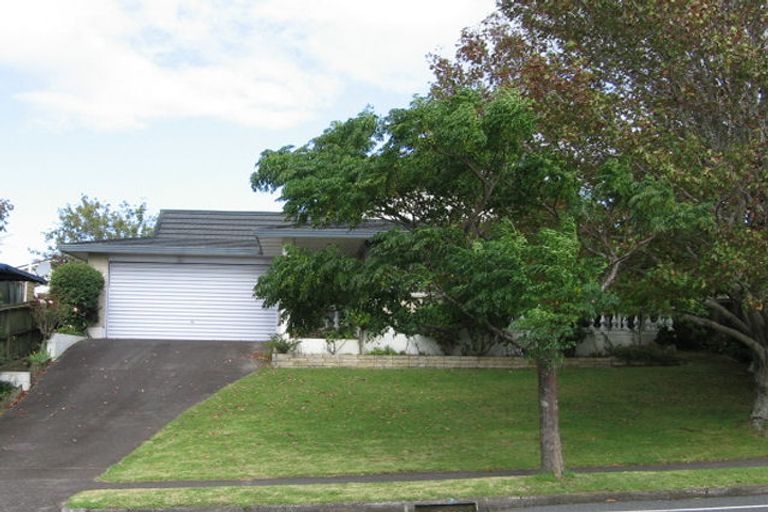 Photo of property in 40 Prince Regent Drive, Half Moon Bay, Auckland, 2012