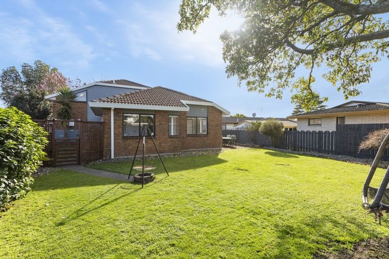 Photo of property in 10 Forrester Drive, Welcome Bay, Tauranga, 3112