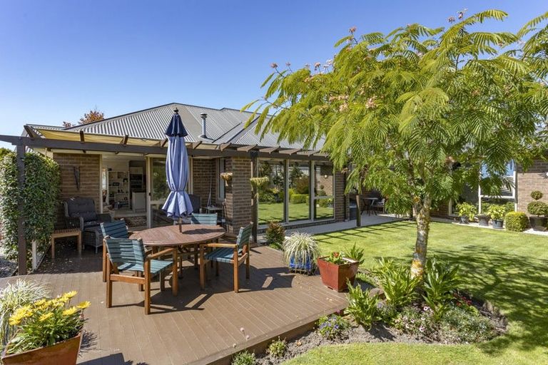 Photo of property in 10 Holly Place, Rangiora, 7400