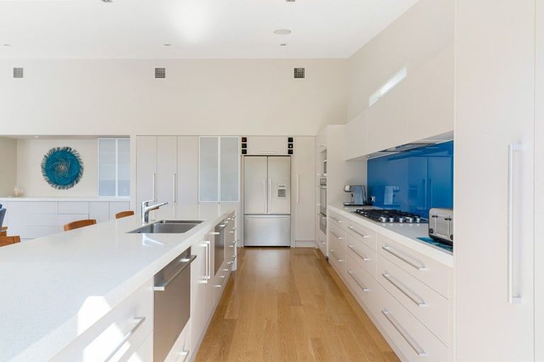 Photo of property in 6 Braddock Grove, Pauanui, Hikuai, 3579