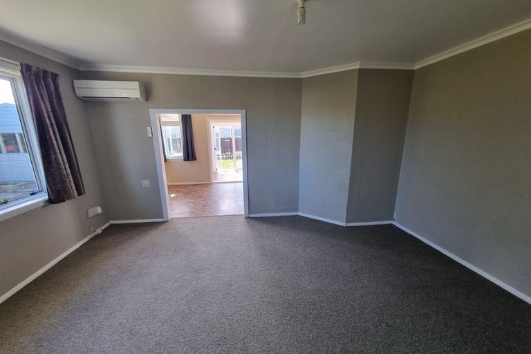 Photo of property in 122 Tiro Tiro Road, Levin, 5510