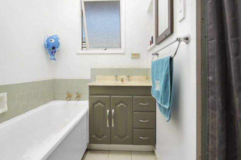 Photo of property in 21 Broad Street, Southbridge, 7602