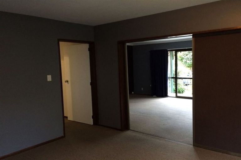 Photo of property in 53 Parkstone Avenue, Ilam, Christchurch, 8041