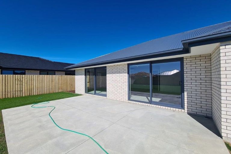 Photo of property in 17 Lunn Crescent, Leeston, 7632