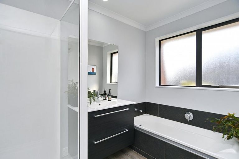 Photo of property in 11 Wearing Place, Kaiapoi, 7630