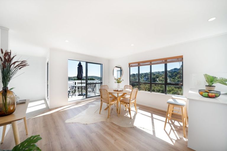 Photo of property in 2 Cromarty Place, Papakowhai, Porirua, 5024