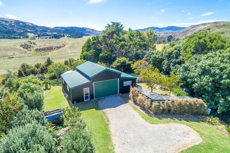 Photo of property in 20 Okupata Road, Oparau, 3878