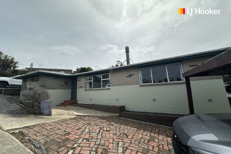 Photo of property in 62 Puketai Street, Andersons Bay, Dunedin, 9013
