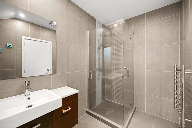 Photo of property in 22 Gibbston Close, Huntington, Hamilton, 3210