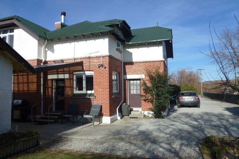 Photo of property in 15 Wilson Street, Omakau, 9376