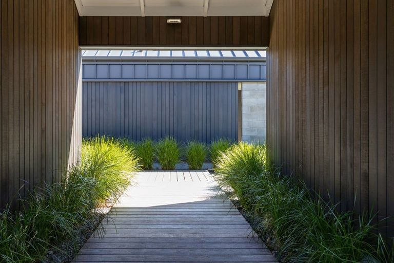 Photo of property in 102 Oxford Street, Martinborough, 5711